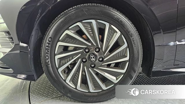 Hyundai Sonata D Edge Hybrid (DN8) id 4243499 из Кореи 26