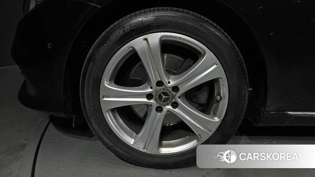 Mercedes-Benz E-Class W213 id 3886460 из Кореи 15