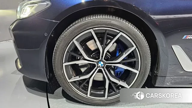 BMW 5 Series (G30) id 3437927 из Кореи 15