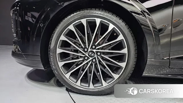 Hyundai Grandeur (GN7) id 3581192 из Кореи 15