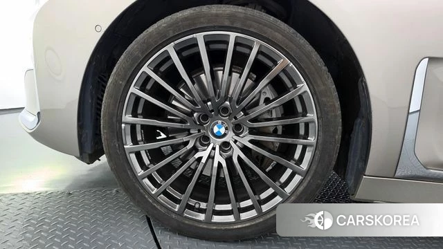 BMW 7 Series (G11) id 4284142 из Кореи 33