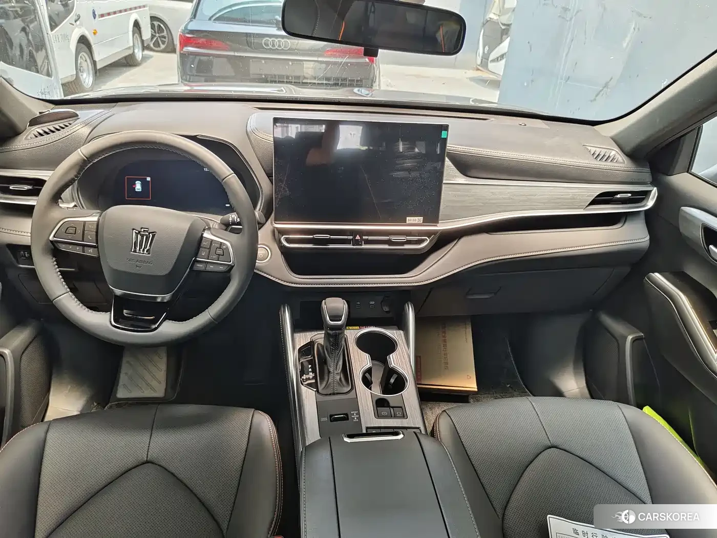 Toyota Crown Lufang 2026 Черный из Китая, фото 5