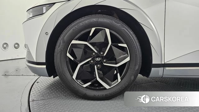 Hyundai Ionic 5 id 4701904 из Кореи 15