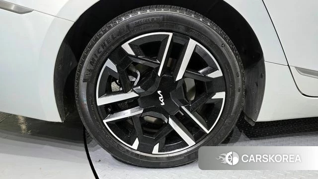 Kia The New K8 Hybrid id 4421431 из Кореи 31