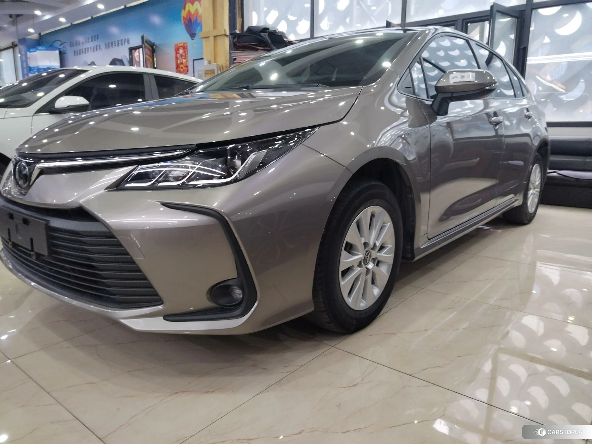 Toyota Corolla id 4455602 из Китая 14