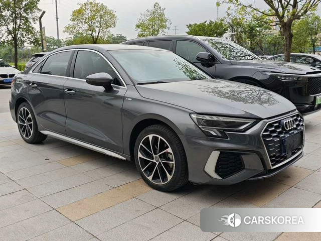 Audi A3 2021 Серебристо-серый из Китая, фото 5