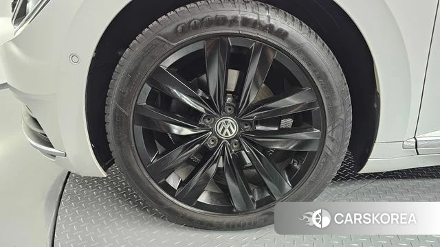 Volkswagen Arteon id 4632851 из Кореи 32