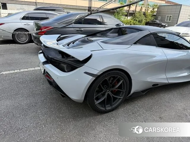 McLaren 720S id 3106202 из Кореи 8