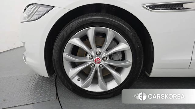 Jaguar XF (X260) id 4615120 из Кореи 30