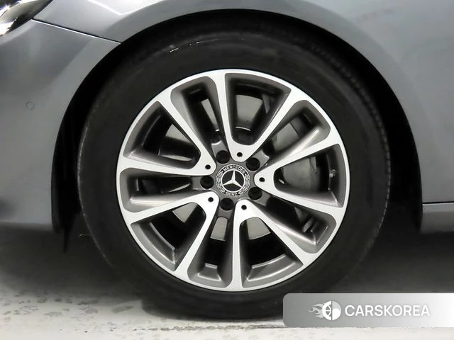 Mercedes-Benz E-Class W213 id 4873377 из Кореи 15