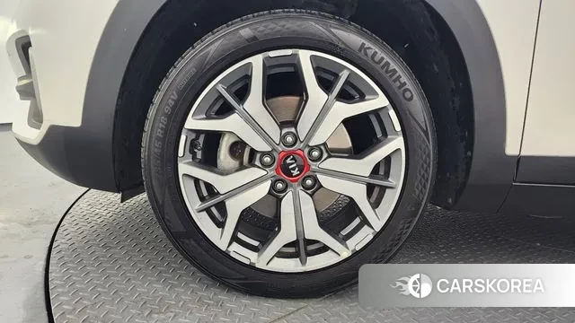 Kia Seltos id 3672250 из Кореи 15