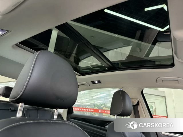 Volkswagen Passat id 4260433 из Китая 14