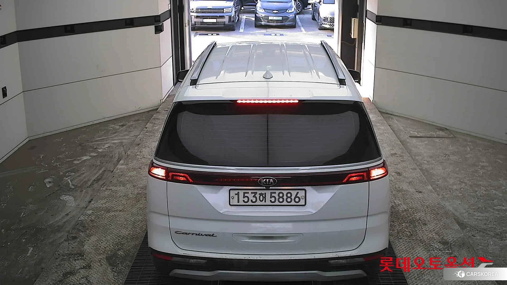 Kia Carnival id 3882158 из Кореи 32