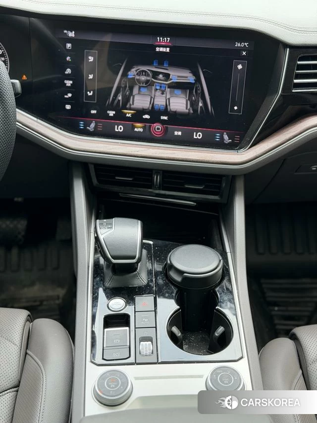 Volkswagen Touareg id 4392315 из Китая 10