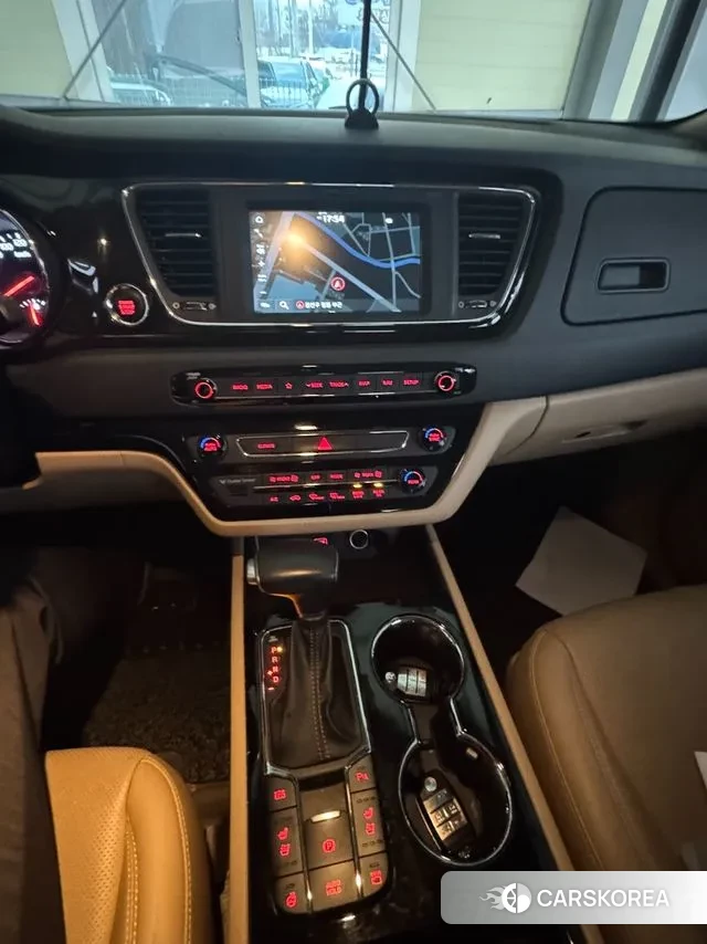 Kia The New Carnival id 3761249 из Кореи 7