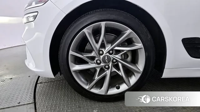 Genesis The New G70 id 3426996 из Кореи 15