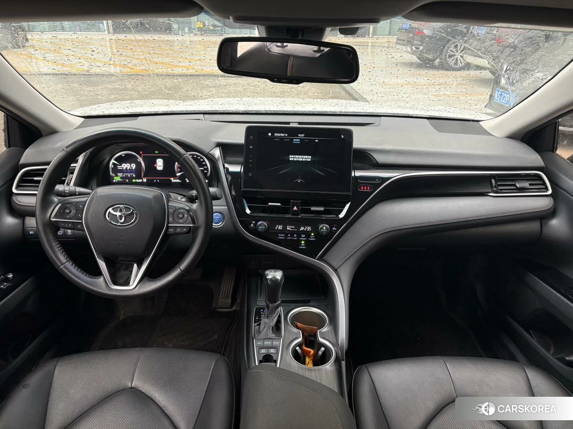 Toyota Camry 2021 Белый из Китая, фото 5