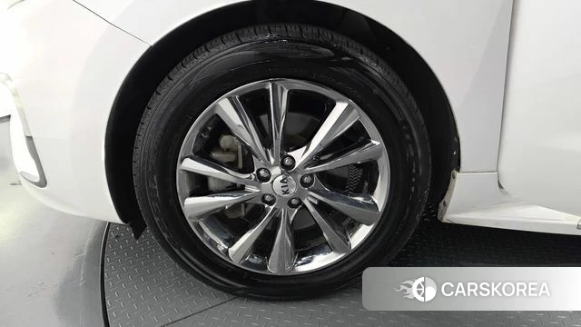 Kia The New Carnival id 4203890 из Кореи 15