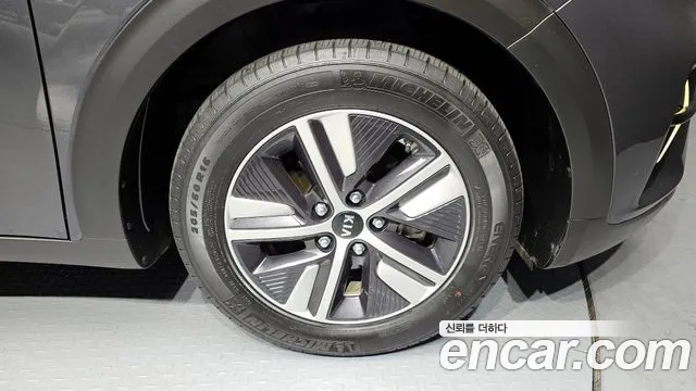 Kia The New Niro id 2833407 из Кореи 15