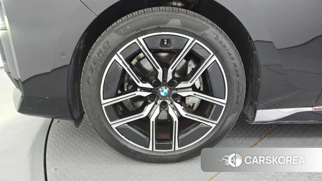 BMW 7 Series (G70) id 4696077 из Кореи 15