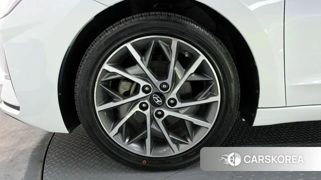 Hyundai The New Avante AD id 3936500 из Кореи 15