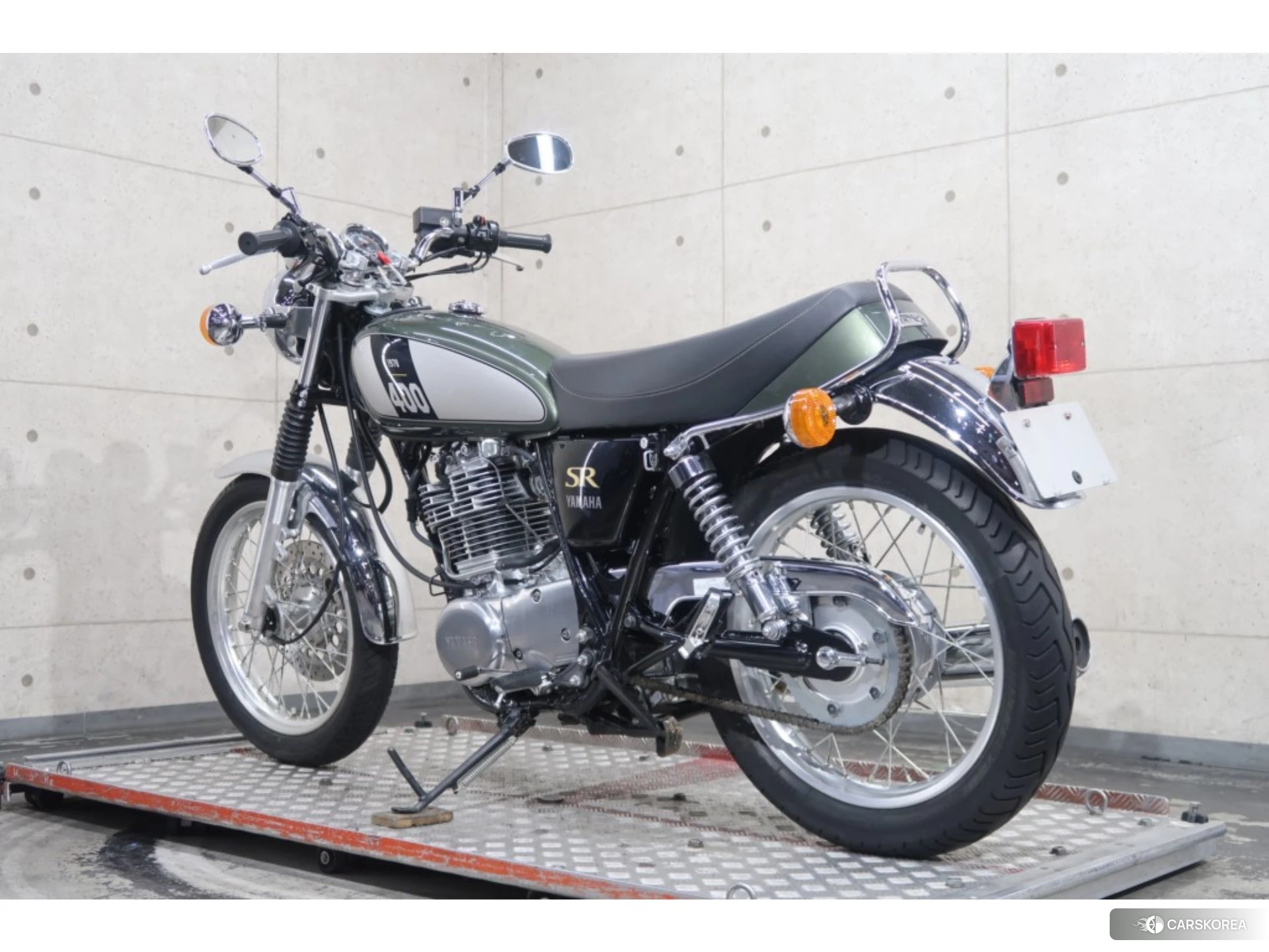 Yamaha SR 400 id 4183474 из Японии 26
