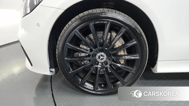 Mercedes-Benz E-Class W213 id 4293099 из Кореи 29