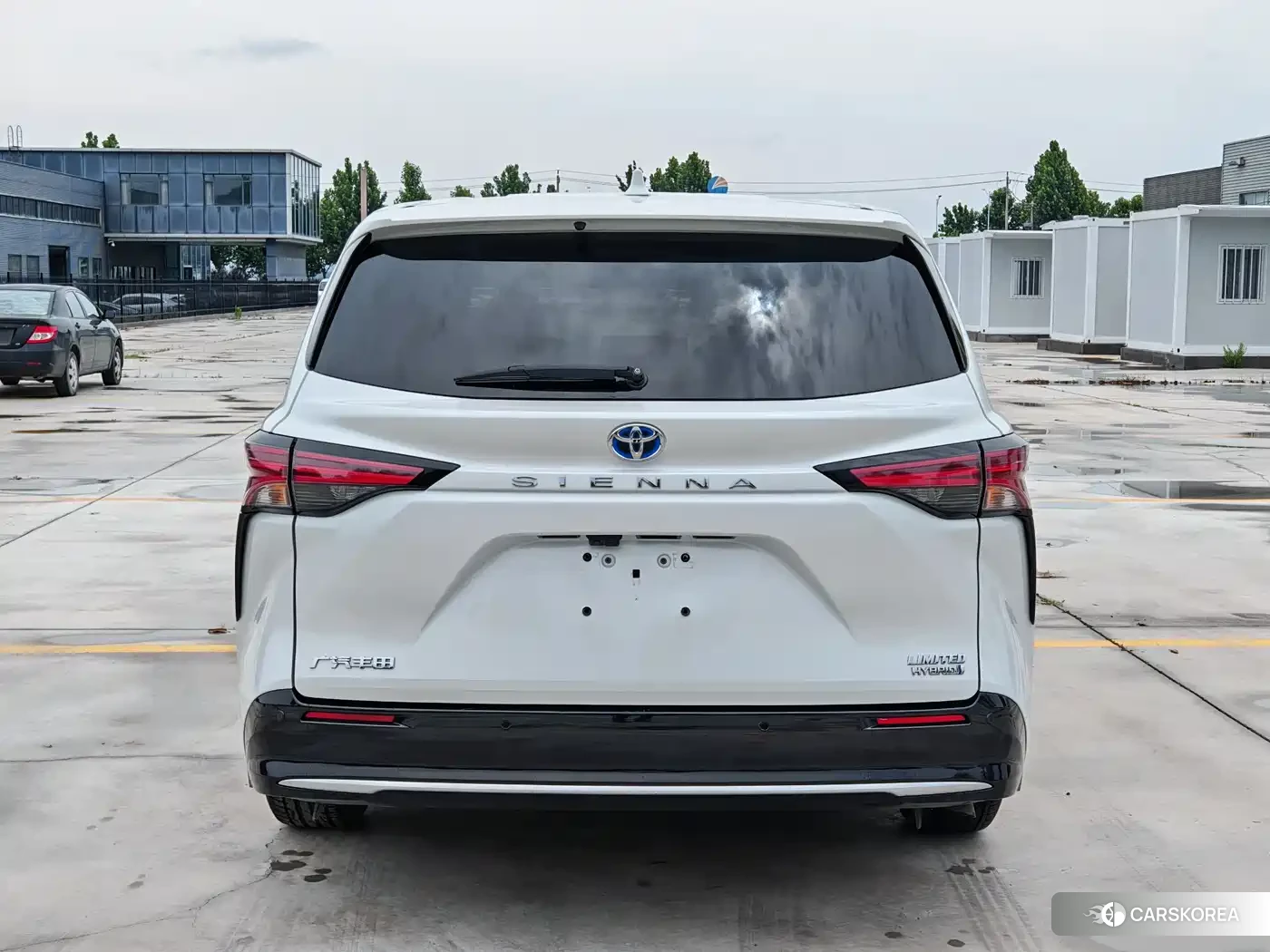 Toyota Sienna 2022 Белый из Китая, фото 5