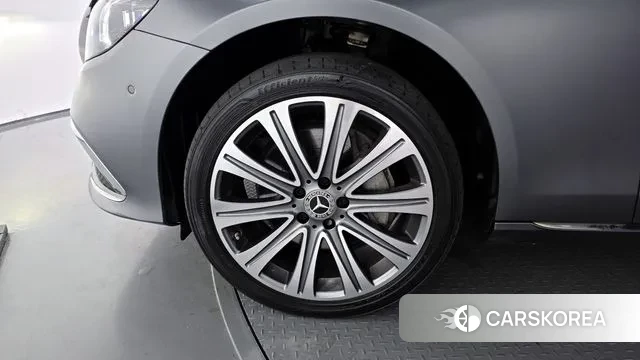 Mercedes-Benz E-Class W213 id 3256980 из Кореи 15