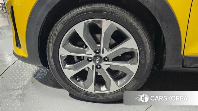 Kia Stonic id 3911987 из Кореи 15