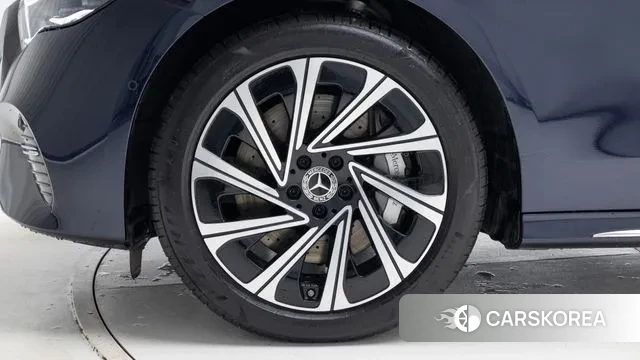 Mercedes-Benz E-Class W214 id 3739289 из Кореи 15