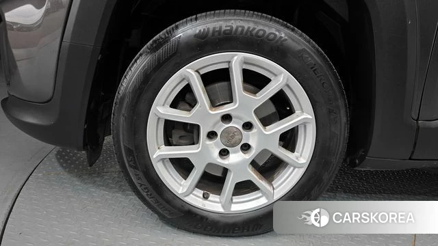 Jeep Renegade id 4370301 из Кореи 15