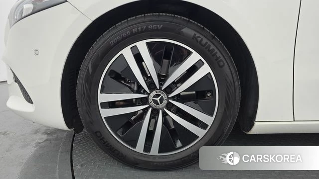 Mercedes-Benz A-Class W177 id 3813200 из Кореи 15