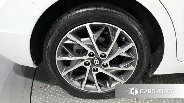 Hyundai The New Avante AD id 3150218 из Кореи 15