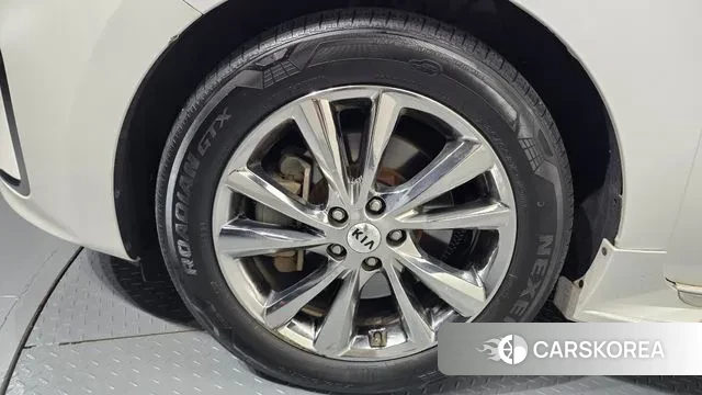 Kia The New Carnival id 3319440 из Кореи 15