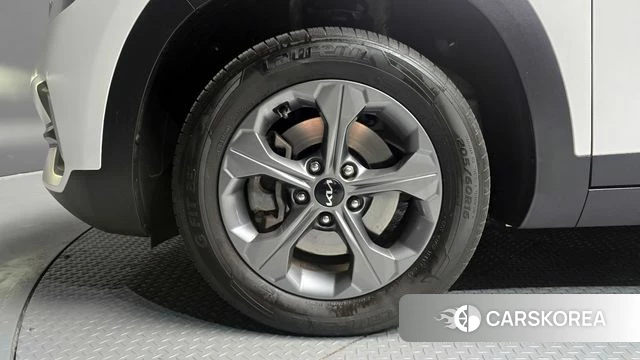 Kia Seltos id 4282303 из Кореи 15
