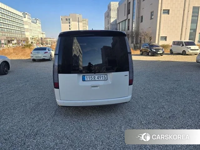 Hyundai Staria 2025 Белый из Кореи, фото 5