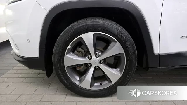 Jeep Cherokee (KL) id 3422310 из Кореи 15