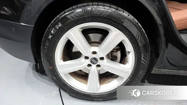 Audi e-Tron id 3611470 из Кореи 15