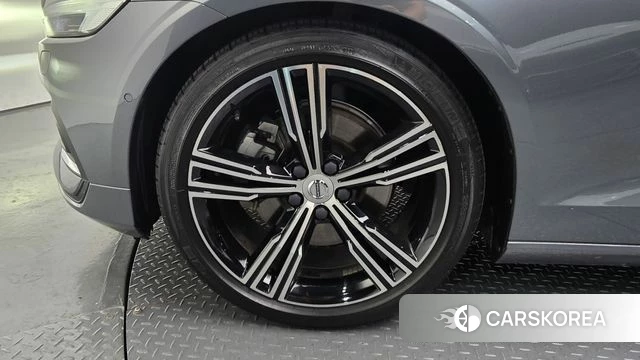 Volvo S60 3rd generation id 4482701 из Кореи 15