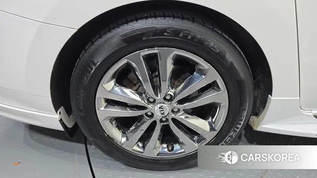 Kia All New Carnival id 3380815 из Кореи 15