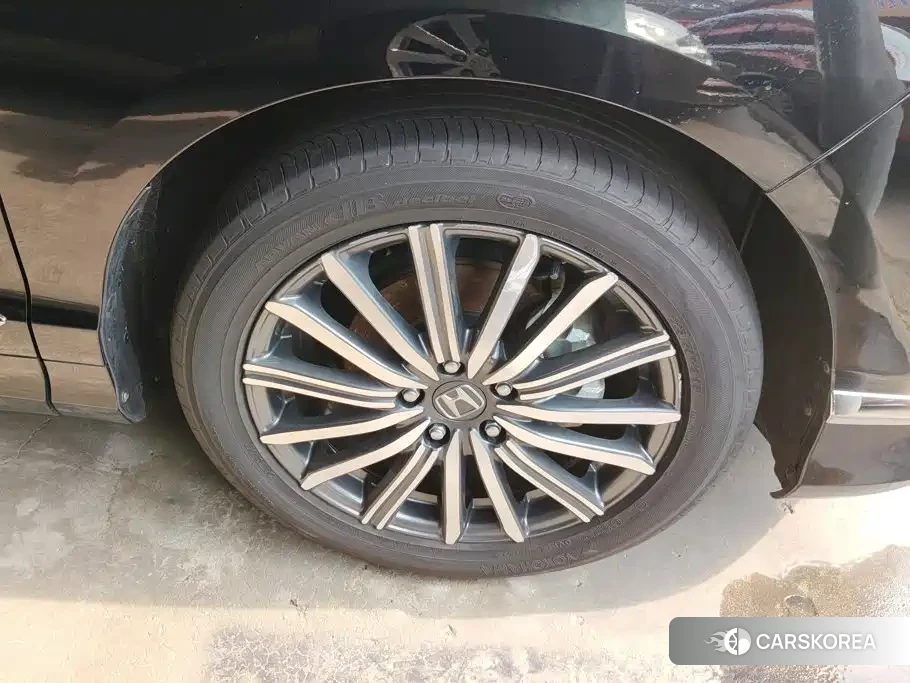 Honda Elysion id 4680695 из Китая 11