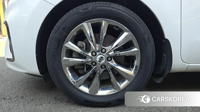 Kia The New Carnival id 3905730 из Кореи 15