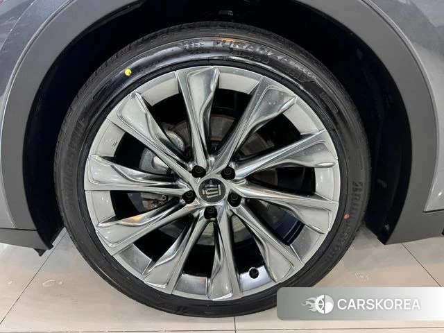 Toyota Crown Crossover id 3831710 из Кореи 15