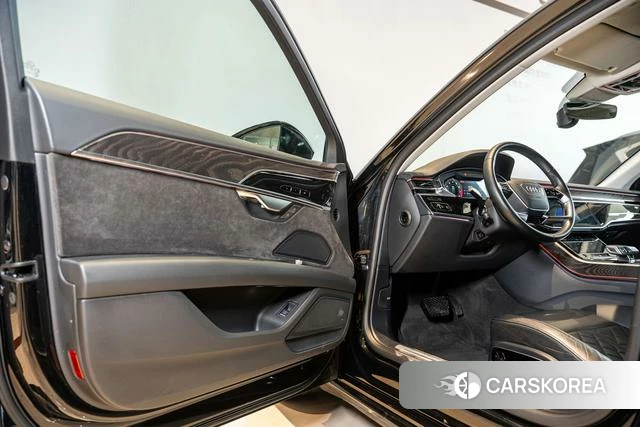 Audi A8 id 4275463 из Китая 13