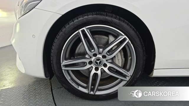 Mercedes-Benz E-Class W213 id 4632630 из Кореи 29
