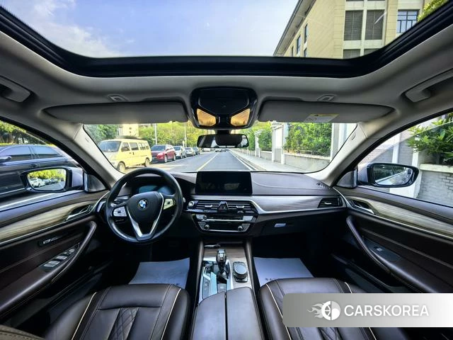 BMW 5 series PHEV id 4212751 из Китая 13