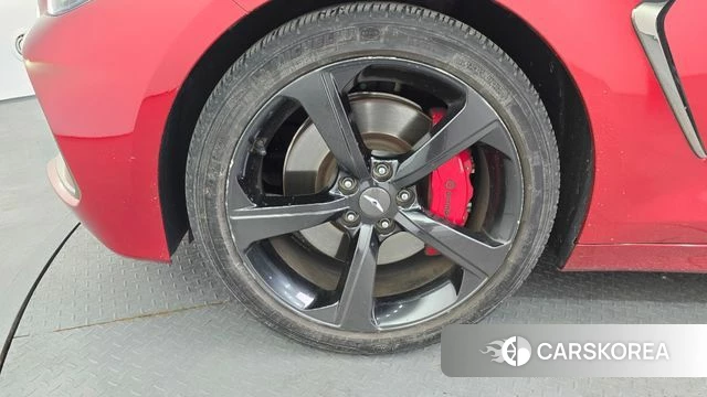 Genesis G70 id 3936976 из Кореи 15