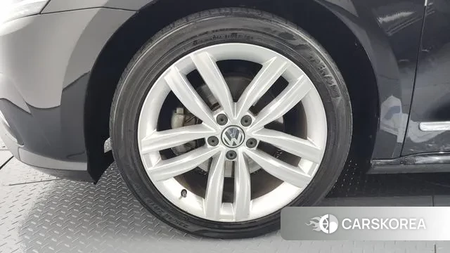 Volkswagen The New Passat id 3330624 из Кореи 15