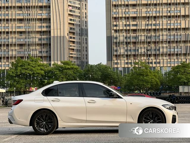 BMW 3 series id 4271805 из Китая 9